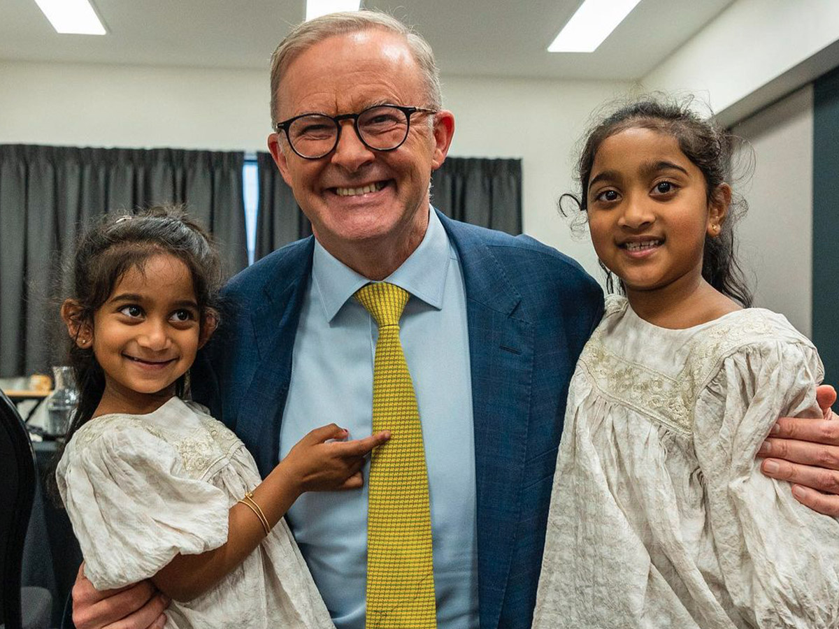 Prime Minister Anthony Albanese Meets Tamil Family After Returning To ...